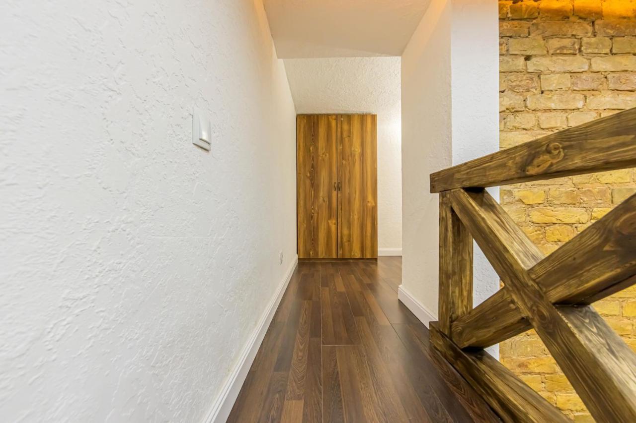 Kyiv Saksahanskoho Apart Hotel 외부 사진